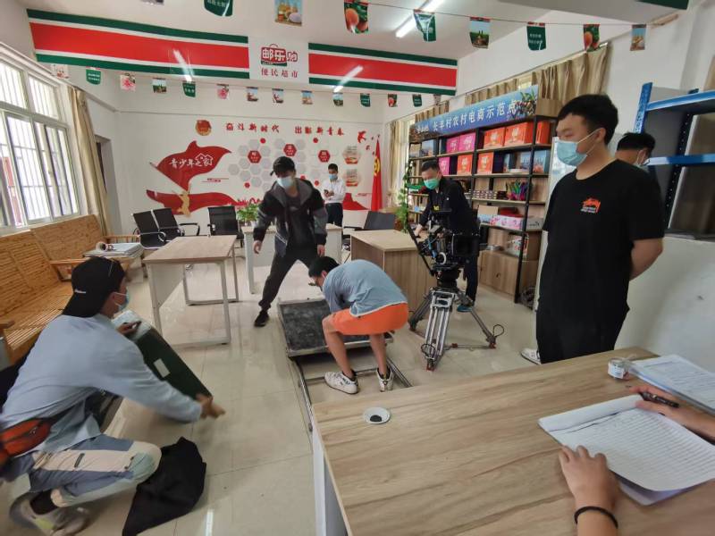 追星女孩心理学分析报告：振兴区广告片拍摄公司揭秘饭圈应援式传播逻辑